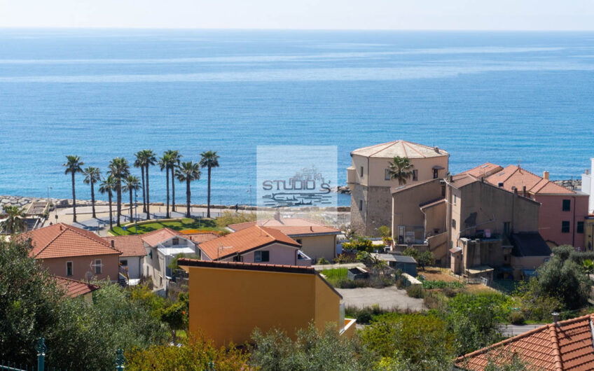 Santo Stefano al Mare – Bilocale con balcone vista mare e giardino privato, comodo alle spiagge